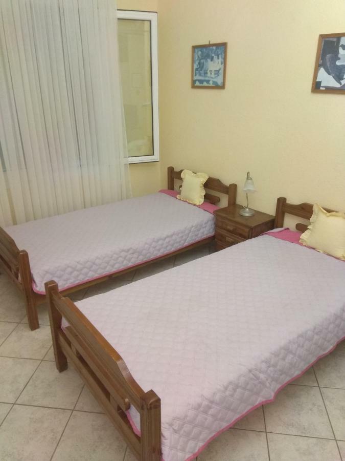 Leoni Apartment Skála Marión Esterno foto